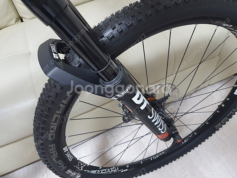 엘파마 판타시아G 풀XT 카본MTB 팝니다--5
