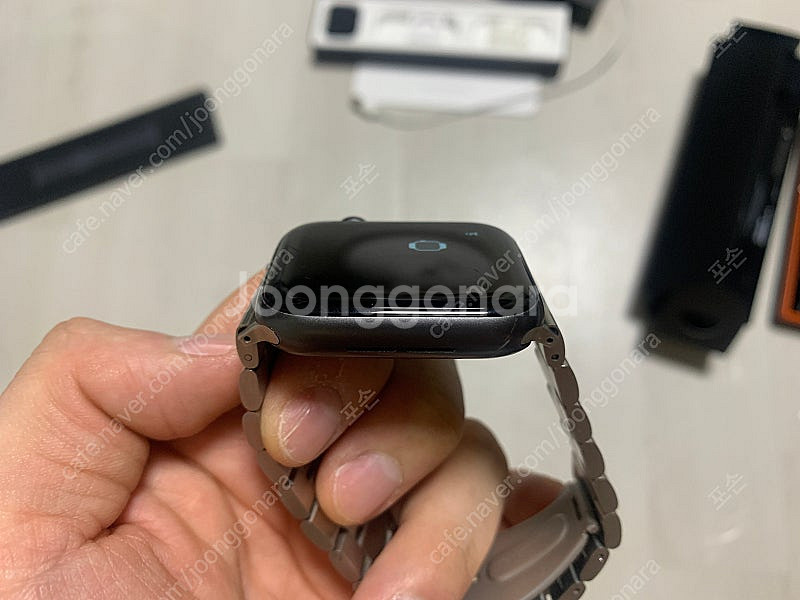 애플워치5 나이키 44mm 스페이스그레이 GPS--9