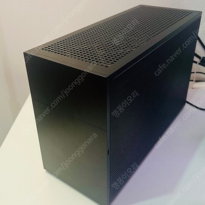 폼디 Formd T1 SFF 본체 (9070XT, 9600x, Asus strix, 커세어 SF1000W)