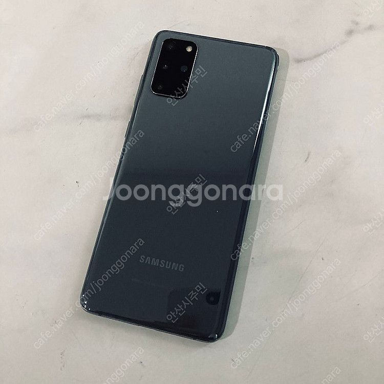 갤럭시 S20플러스 그레이 256기가 외관깨끗! 12만8천원 판매합니다--0