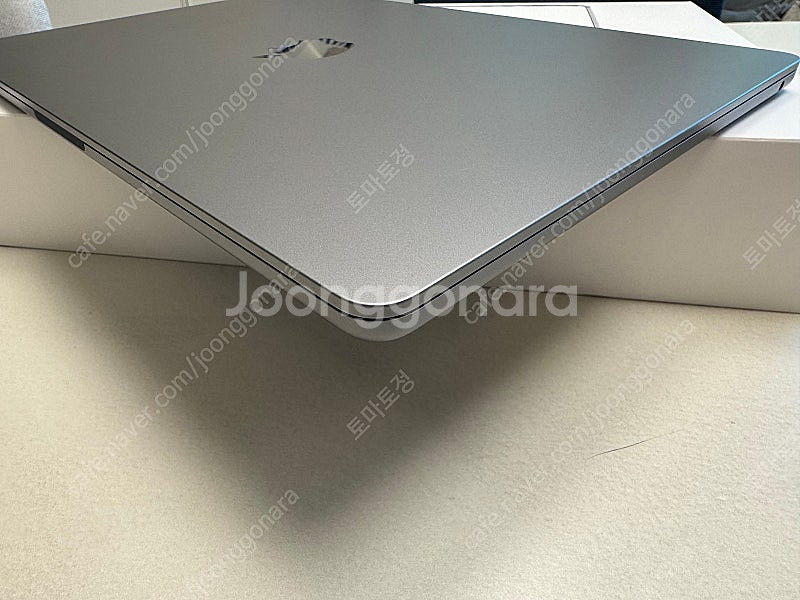 맥북에어 M3 15인치 16GB / 512GB 스페이스...--1