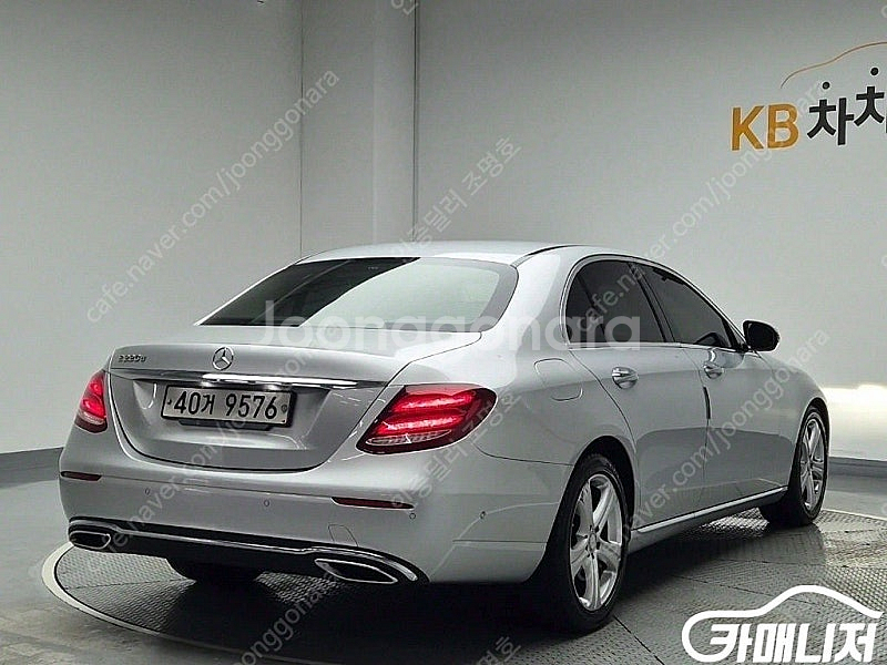 [벤츠]E-클래스 W213 E220d 아방가르드 (5인...--3