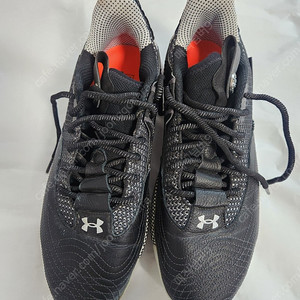 언더아머 야구화 285