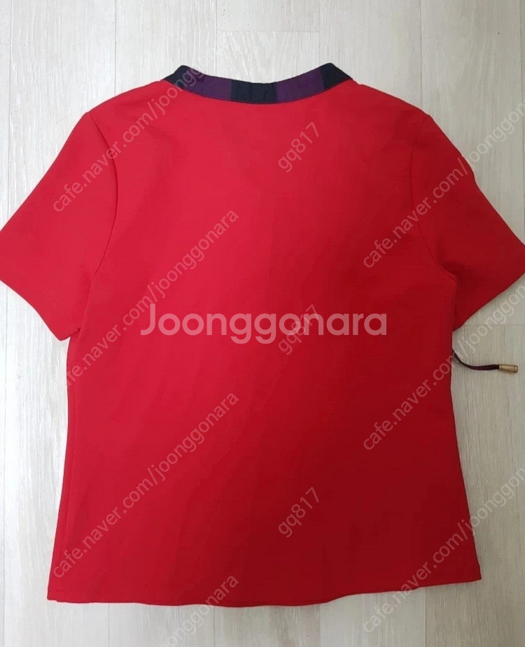 버버리 여성 스트랩 티셔츠 급처 새제품--1