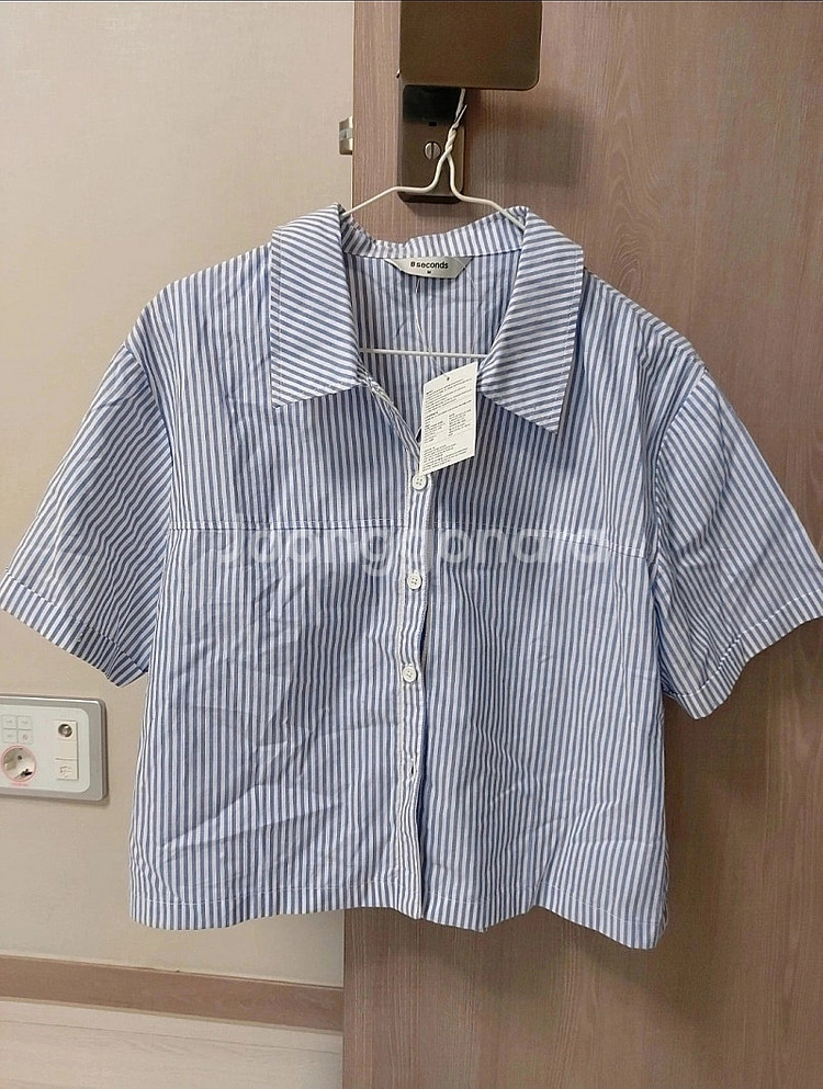 에잇세컨즈 여성 여자 스트라이프 반팔 셔츠--0