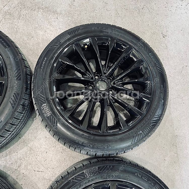 [ BMW ] 520I 럭셔리 18인치 휠 타이어 G바...--4