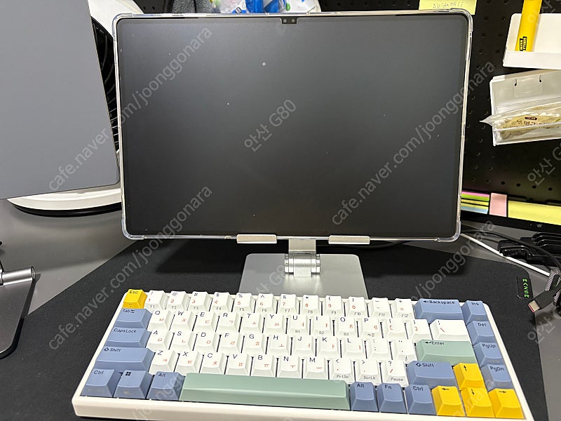 갤럭시 탭 S9 울트라 512GB 거치대2개 키보드 전부포함 한성 gk868b