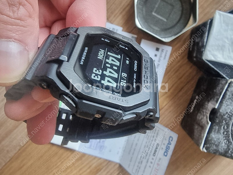 카시오 지샥 GBX-100NS-1DR 팝니다.--0