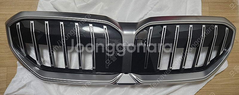 [판매] BMW G60 530i 정품 키드니그릴 순정부...--0