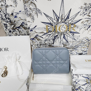 디올 카드지갑 미사용 새제품