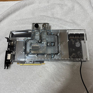 2080ti msi라이트닝 커수제품