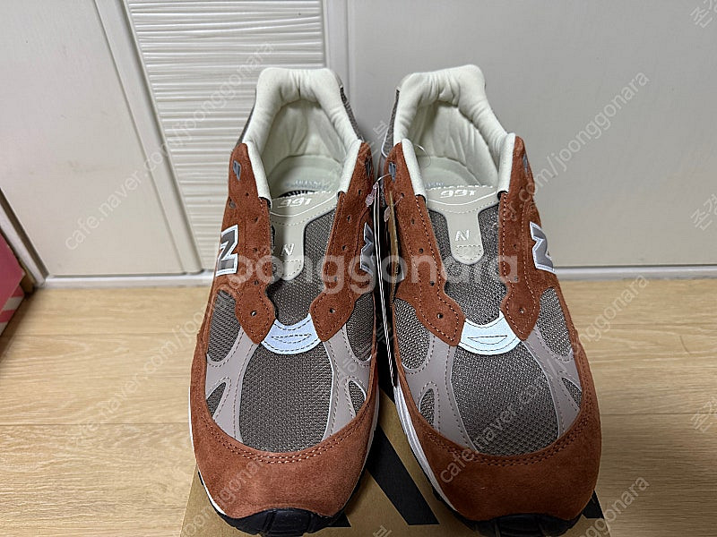 뉴발란스 991 v1, v2 280~ 290 사이즈 새...--2