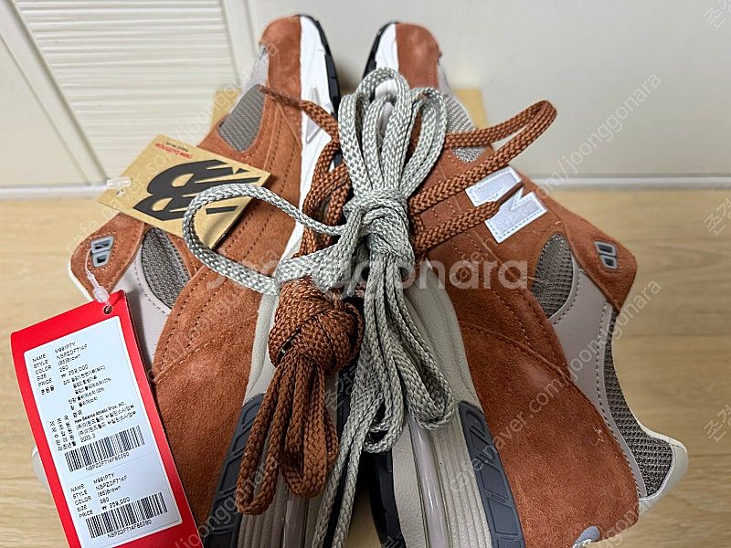 뉴발란스 991 v1, v2 280~ 290 사이즈 새...--7