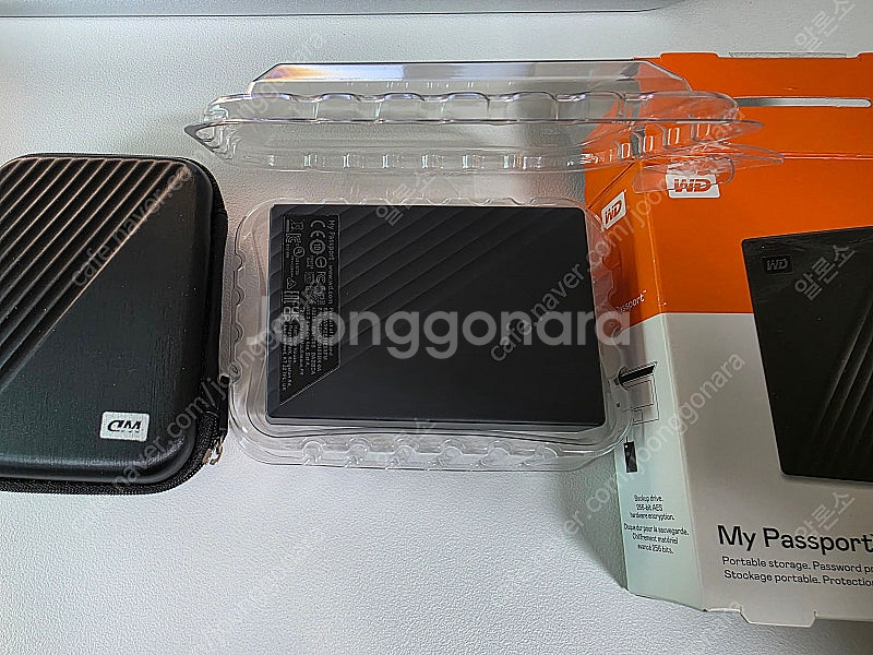 WD new My Passport 4TB 외장하드--1
