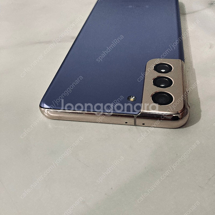 갤럭시 S21플러스+ 퍼플 256기가 액정S급 매우깨끗한기기 17만원 판매합니다!--3