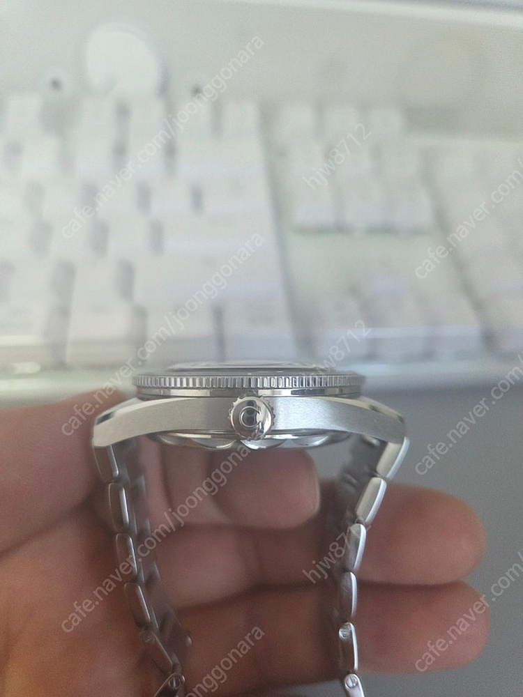 오메가 복각 씨마스터300 팝니다 이미지