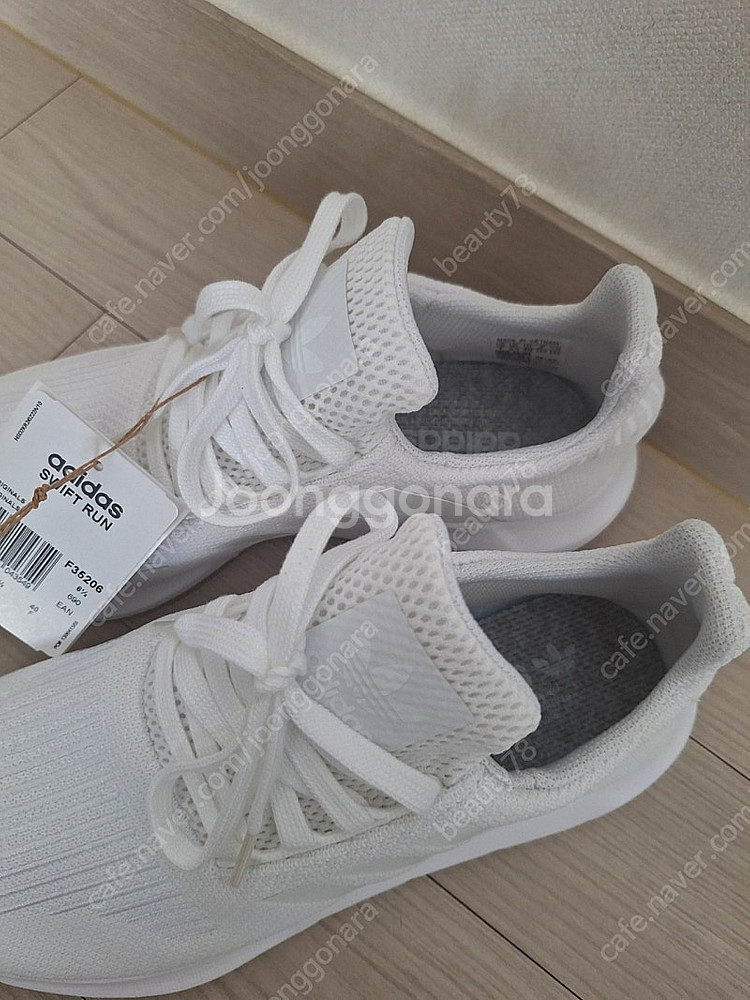 아디다스 스위프트런 F35206ㅡ 250사이즈새상품--3