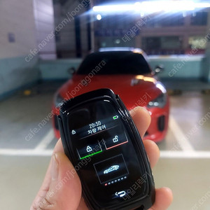 KIA 스팅어 인기차종 모든연식 자동차키를 최신형 LCD 디지털키로 업그레이드 전환 제작 편리한 근접도어, PKE 원격 차량제어 기능 활성화 추가 작업