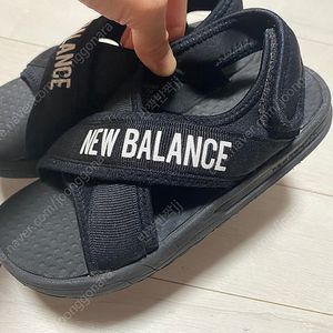뉴발란스 키즈 블랙 샌들 190~200