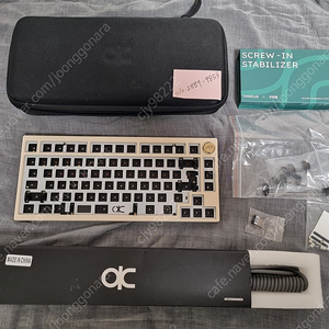 qk75 밀키화이트 베어본 + 타입플러스 스테빌