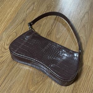 jwpei 쥬페이 eva 에바 숄더백 바게트백 브라운색 18000원