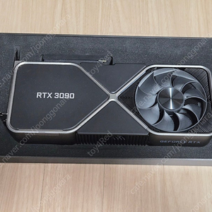 NVIDIA RTX 3090 FE 팝니다