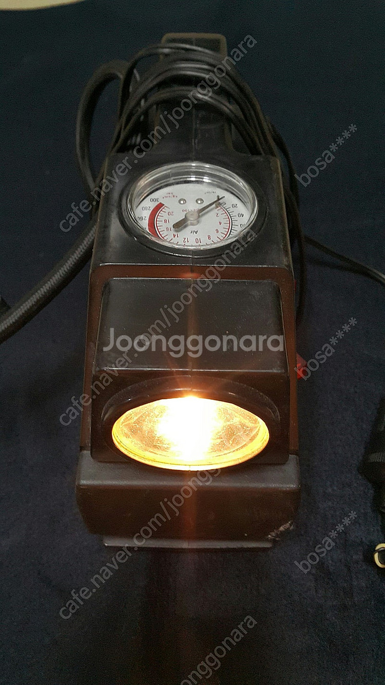 자동차 12V 에어펌프 (택포 20,000)--2