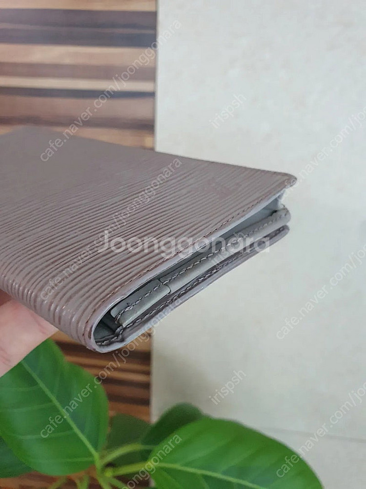 정품 루이비통 에삐 장지갑--2