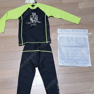새제품 닥스키즈 100(3y)래쉬가드 수영복 블랙 남아 여아 수모 상의 하의 택포 무료배송 키 90 키 100 유아 아동  100사이즈 1세트 가격입니다  닥스키즈