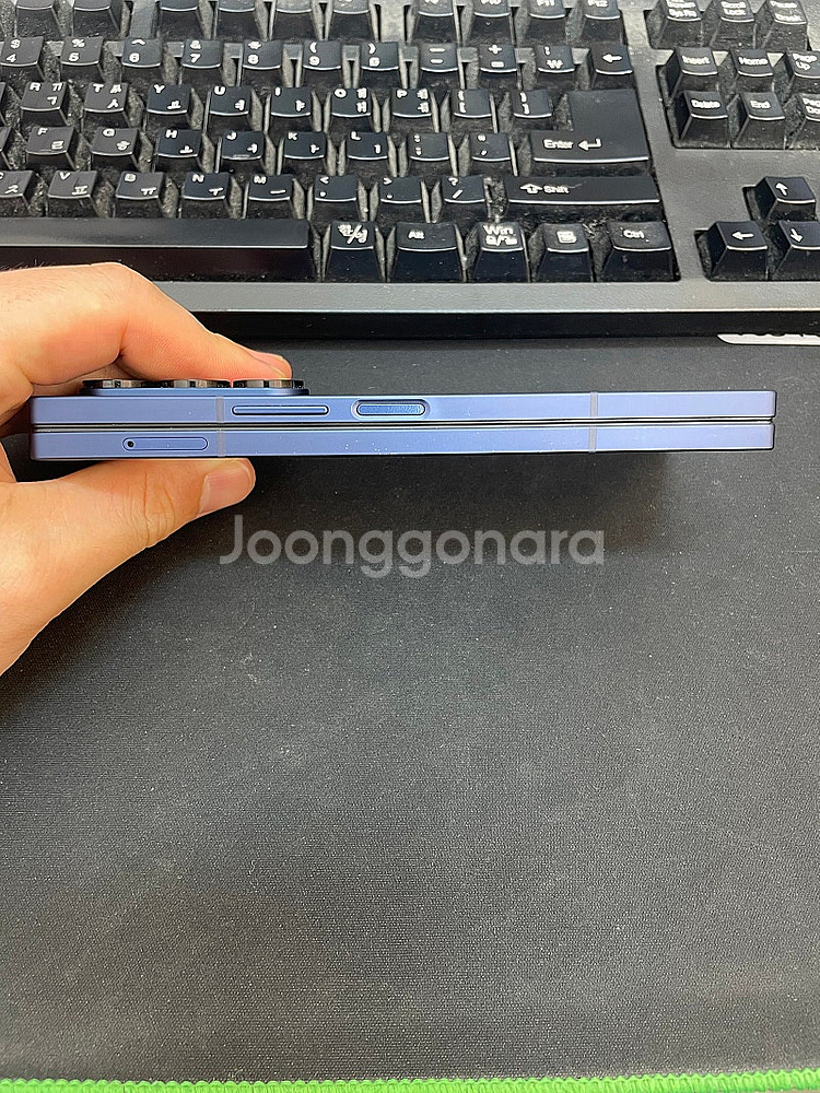 갤럭시Z폴드6 네이비 256GB 무잔상 상태좋은 중고9...--4