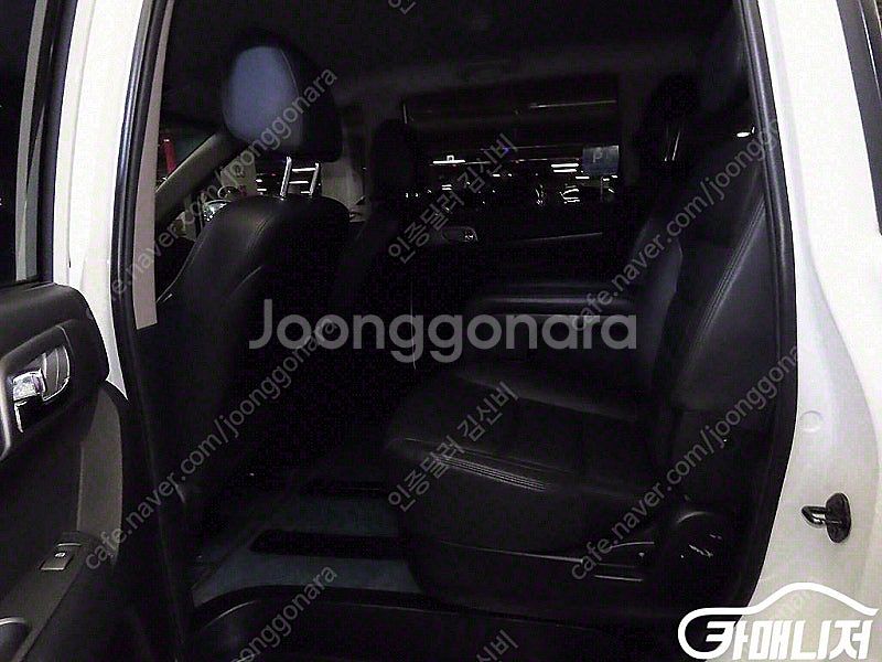 중고차 할부 코란도투리스모 4WD TX 플러스 11인승...--7