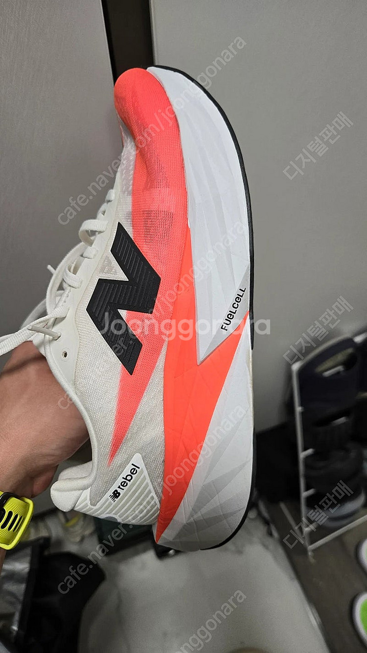 뉴발란스 레벨v5 270(d) 판매합니다 5km착용--0