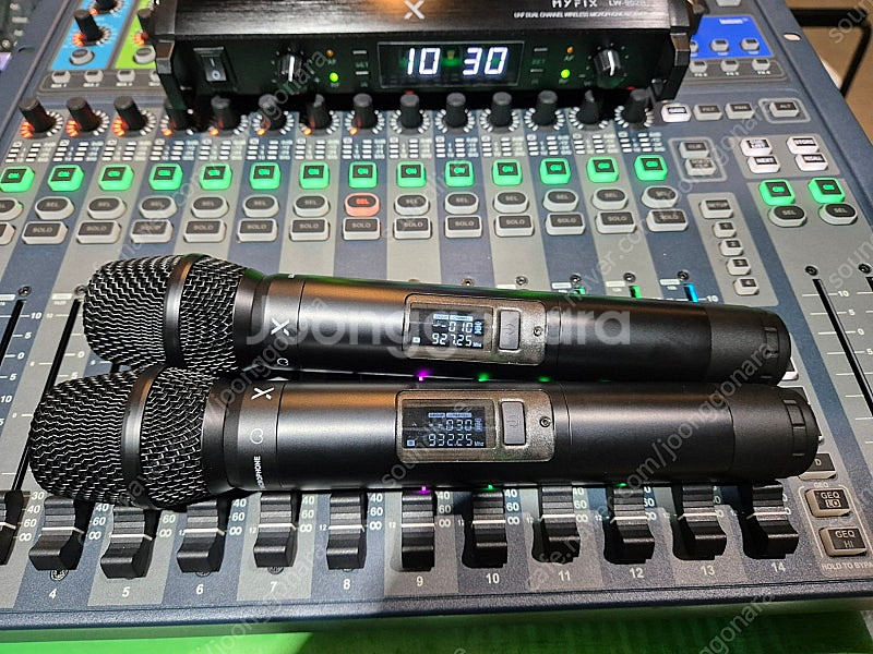 픽스 FIX LW-902R 2채널 무선마이크 판매합니다--0