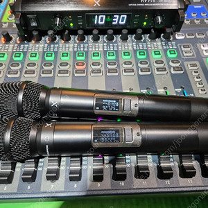 픽스 FIX LW-902R 2채널 무선마이크 판매합니다