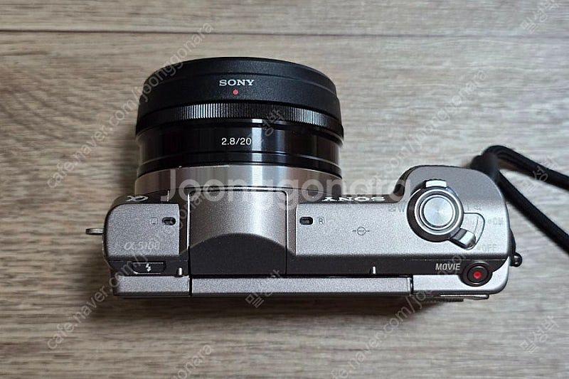 소니 A5100 + 소니 E20mm F2.8 렌즈 팔아...--0