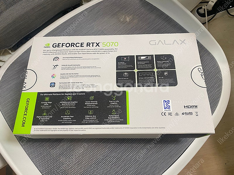 GALAX 갤럭시 지포스 RTX 5070 WHITE O...--1