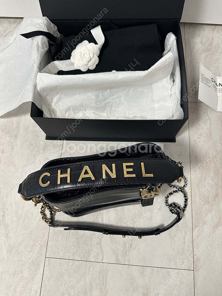 샤넬 가브리엘 호보 스몰 (크로커다일)--1