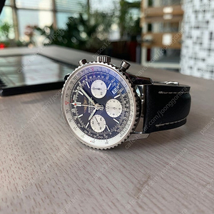 브라이틀링 구형 네비타이머 41mm (A23322)