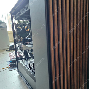 라이젠9 7950X3D 64GB RTX4080S X670E 본체 싸게 팝니다
