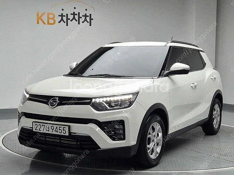 KG모빌리티(쌍용) 베리 뉴 티볼리 2WD 가솔린 15...--0