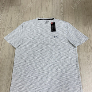 UnderArmour 언더아머 기능성 배니쉬 심리스 티셔츠