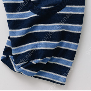 낫띵리튼 stripe round pullover (blue) /얼바닉 문달 아모멘토 에토스 샵엠 샵레터 투티에 파크투 리본빛 더바넷 네세서리 le17 Ifm urbanic