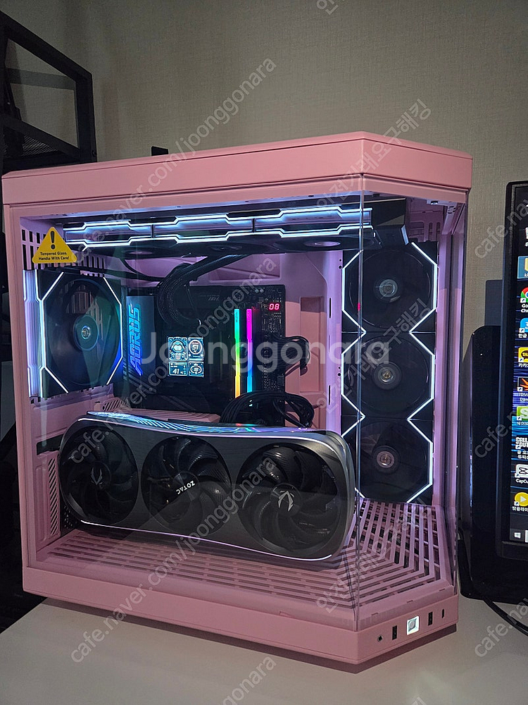 라이젠7950X3D 4080 리안리 HY70 본체 판매...--1