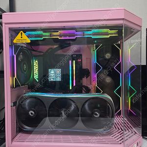 라이젠7950X3D 4080 리안리 HY70 본체 판매합니다.