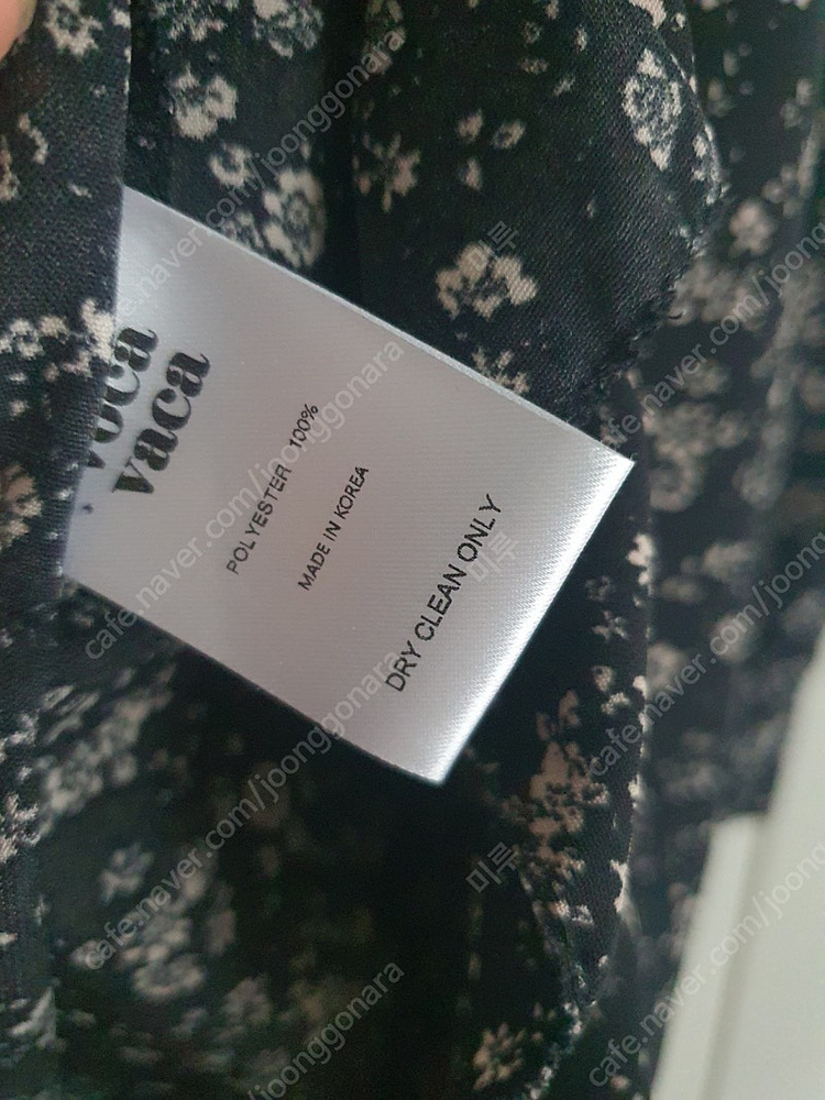 보카바카 원피스 블랙 원피스 플라워프릴 원피스 랩 이미지