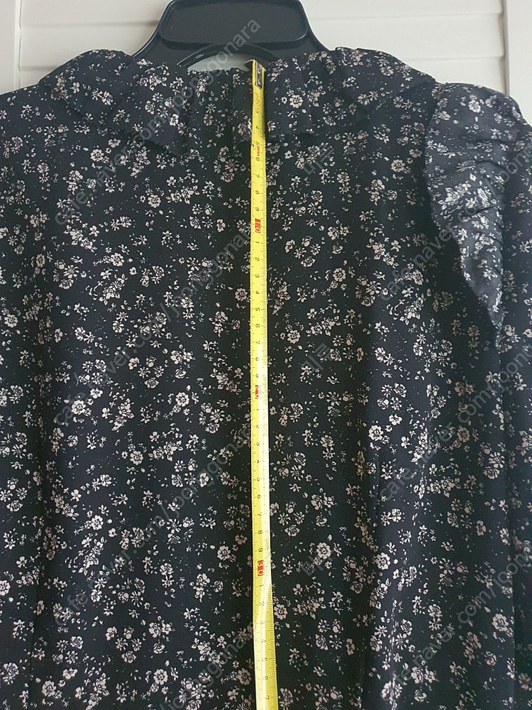 보카바카 원피스 블랙 원피스 플라워프릴 원피스 랩 이미지