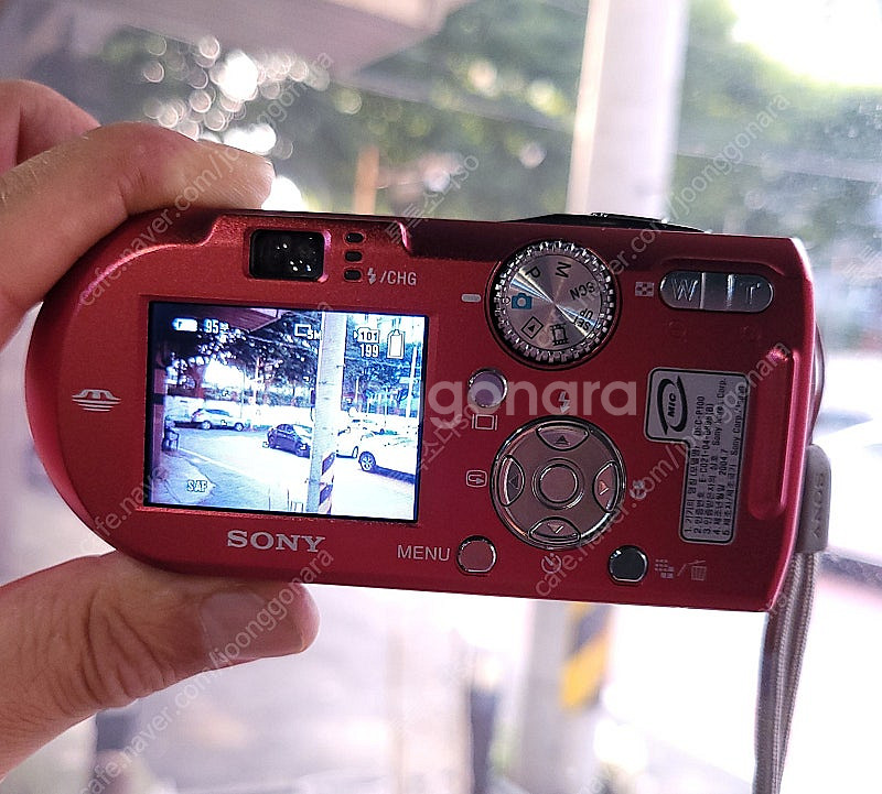 소니 컴팩트카메라 사이버샷 DSC-P100/R.--4
