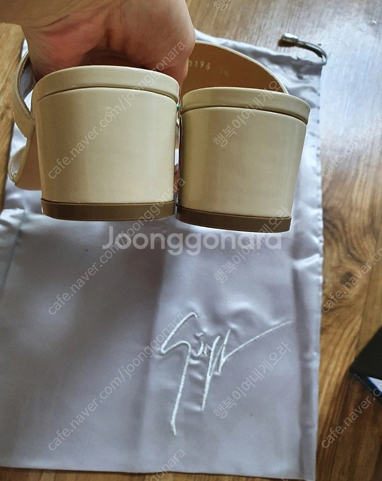 쥬사페자노티뮬 누드컬러36 새상품풀셋--2