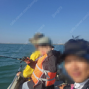 인천 남동구 몬스터 3분할 k형 보트만 팝니다. 120만원