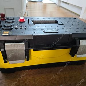 각인산철 파워뱅크 180A 팝니다